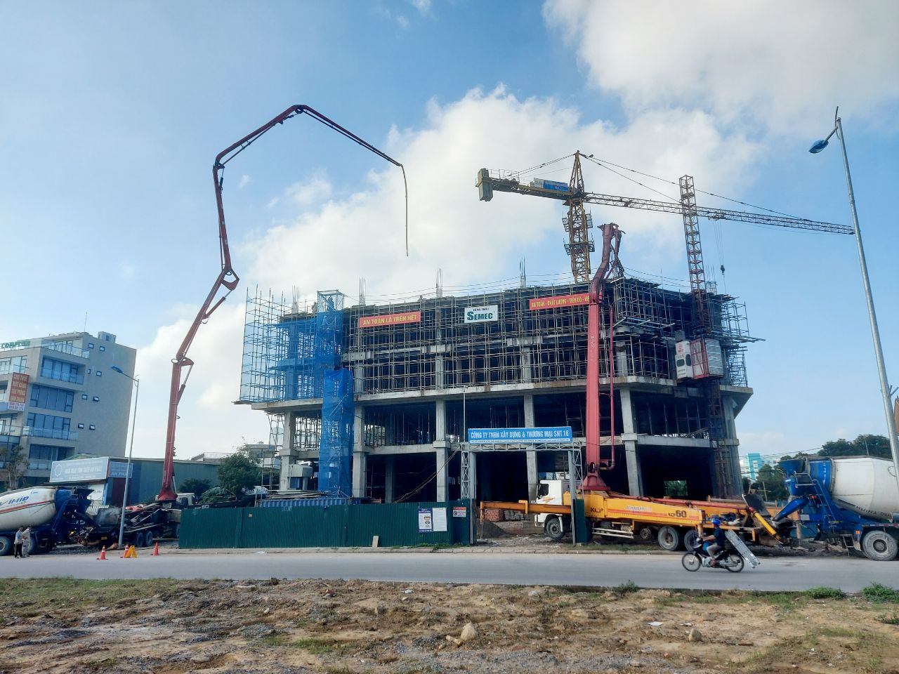 Bê tông thương phẩm là gì? Phương pháp trộn bê tông thương phẩm